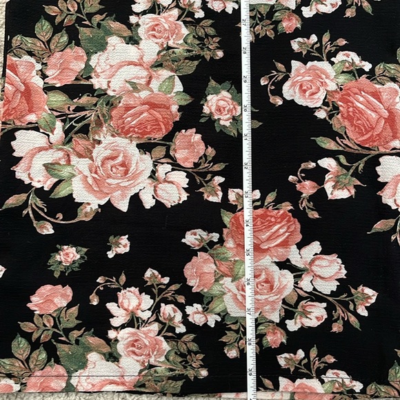 Double Click Wide Leg Floral Pants - Picture 8 of 16